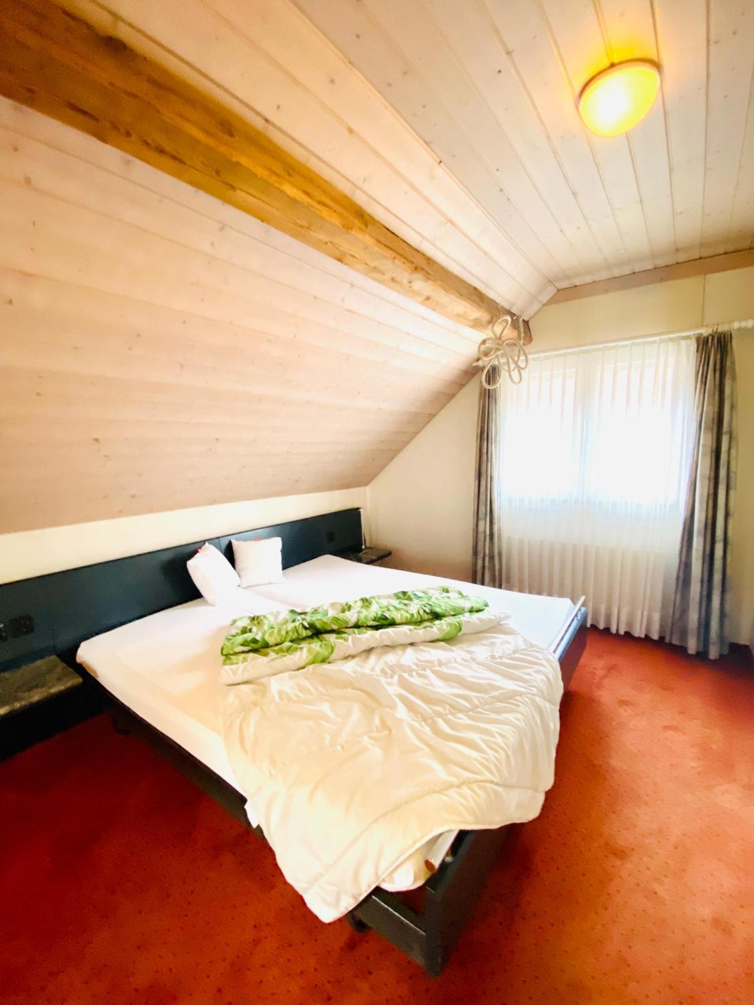 Gasthof Kreuz Egerkingen Pokoj fotografie
